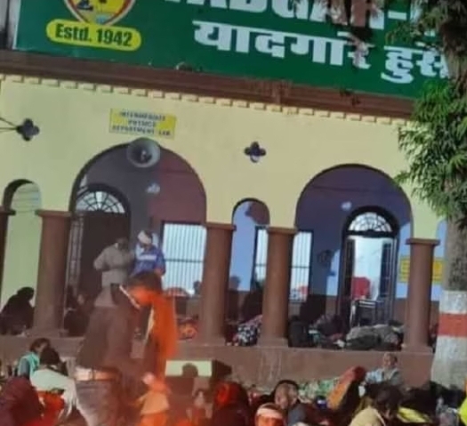 मस्जिदें खोलीं-कंबल से लेकर दवा तक का इंतजाम