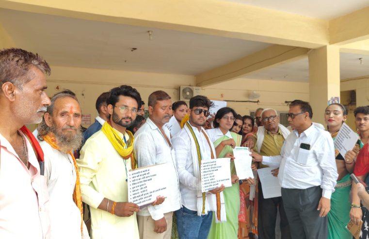 मासूम की मौत पर सड़कों पर उतरी जेडीयू: शालिनी सिंह पटेल के नेतृत्व में राष्ट्रपति को सौंपा ज्ञापन,